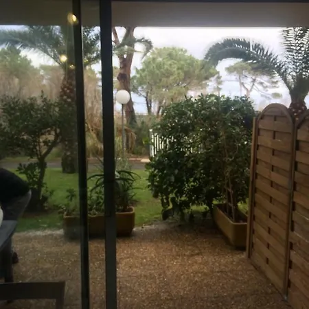 Les Residences Pinea Calvi  Exterior foto